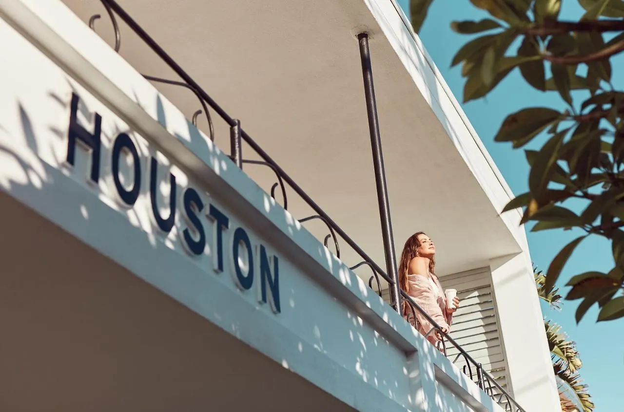 Houston Beachfront Apartments Gold Coast
